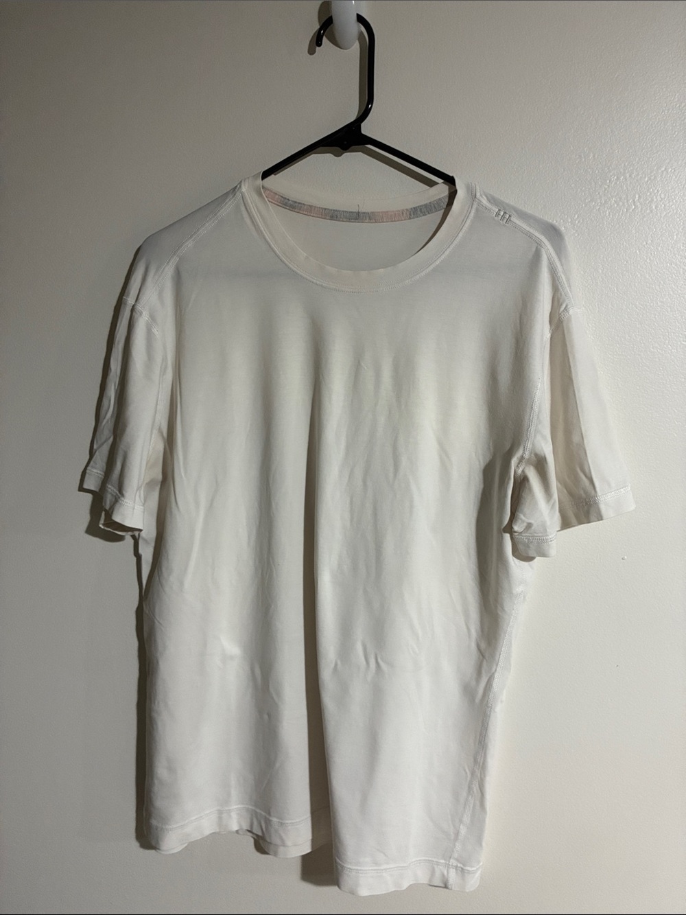Lululemon Men’s White Short Sleeve Performance T-Shirt Size Large
